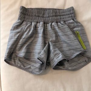 lululemon Athletic Shorts Size 6